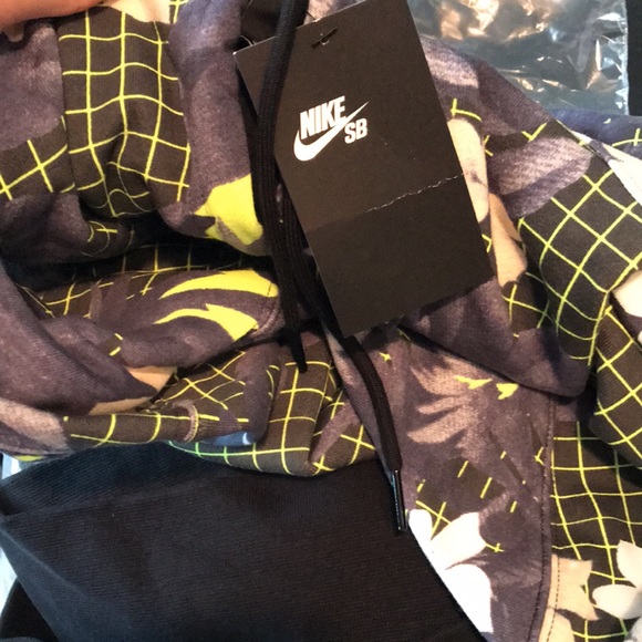 Mens Nike Floral Print Hoodie Large - Picture 3 of 3